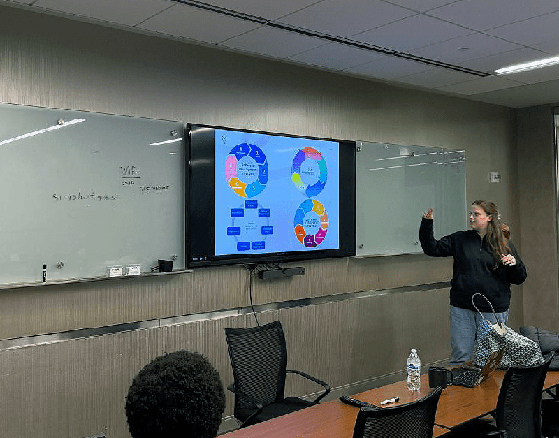 Why CEOs Must Champion Experiential Learning to Stay Ahead